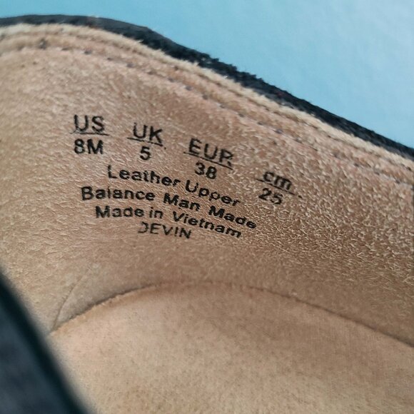 NATURALIZER ~ “Devin” Pewter Lace-Up Oxford ~ Like New 8M - Picture 4 of 13